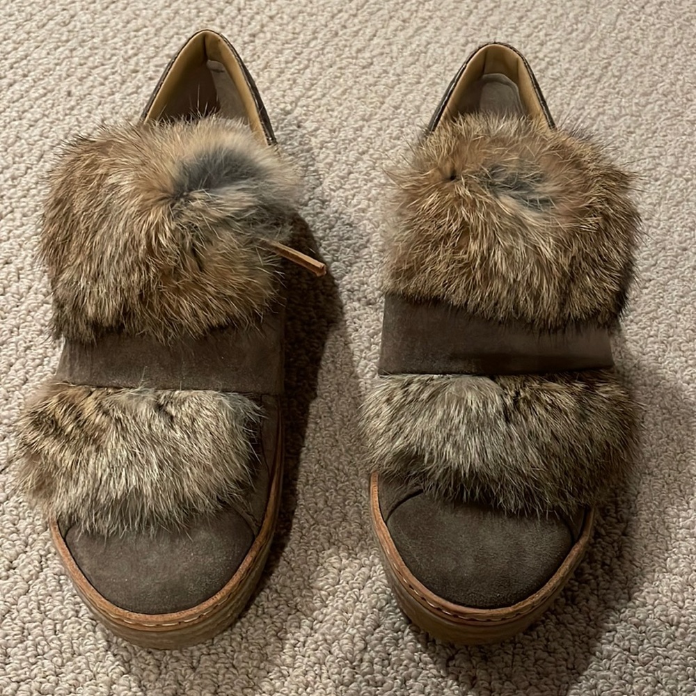 Fur and suede sneaker size 38